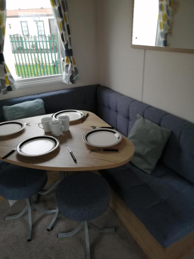 69R Seawick 2 Bedroom Caravan . New For 2022 Saint Osyth Zewnętrze zdjęcie