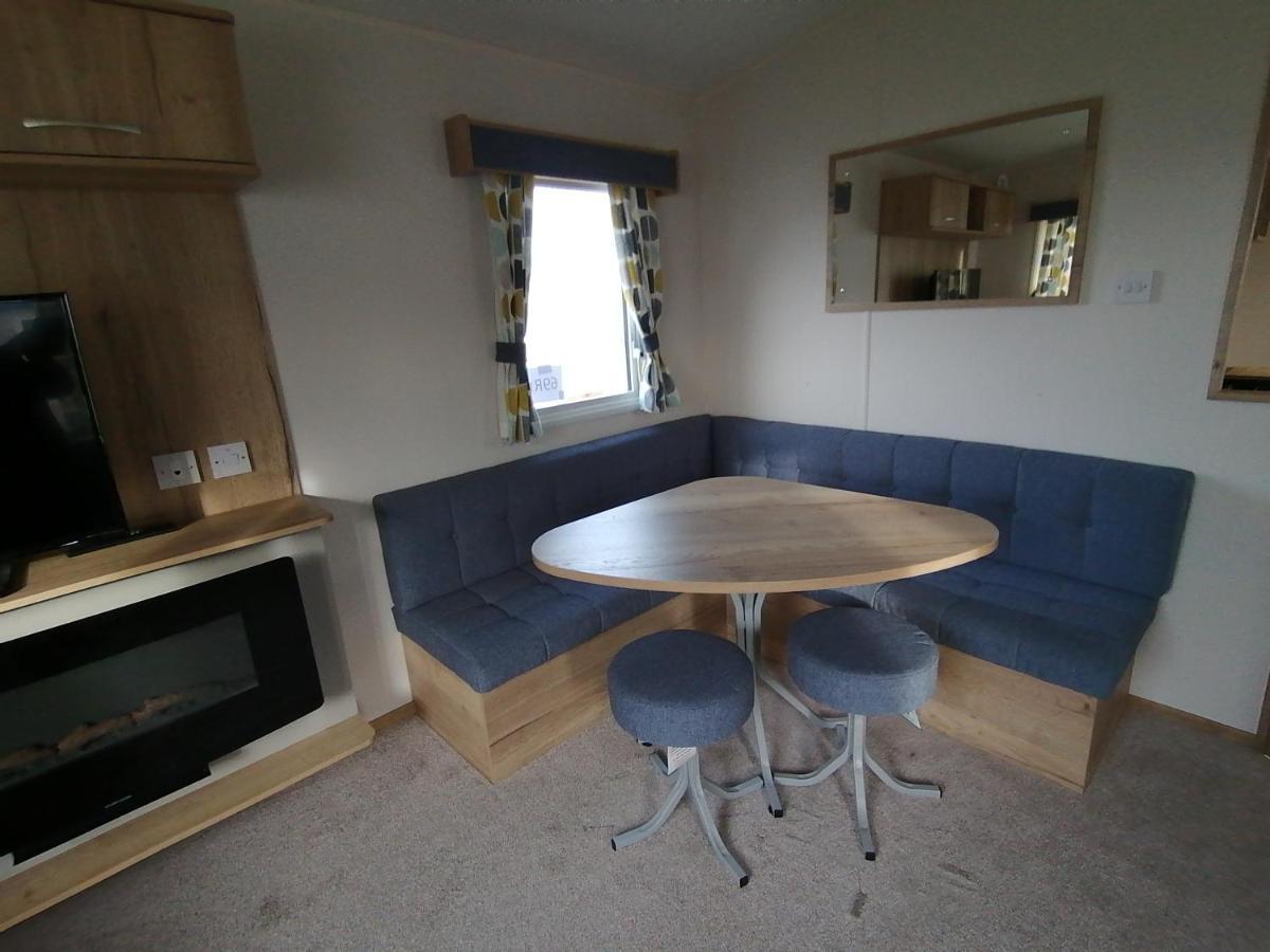 69R Seawick 2 Bedroom Caravan . New For 2022 Saint Osyth Zewnętrze zdjęcie
