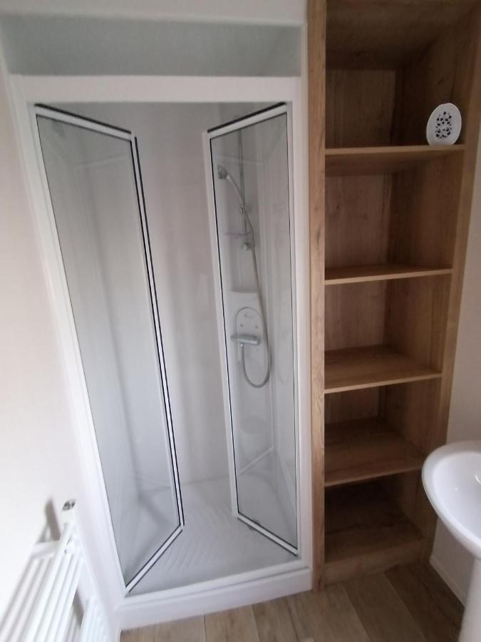 69R Seawick 2 Bedroom Caravan . New For 2022 Saint Osyth Zewnętrze zdjęcie