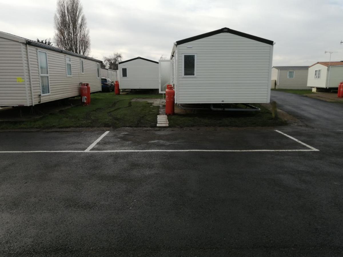 69R Seawick 2 Bedroom Caravan . New For 2022 Saint Osyth Zewnętrze zdjęcie