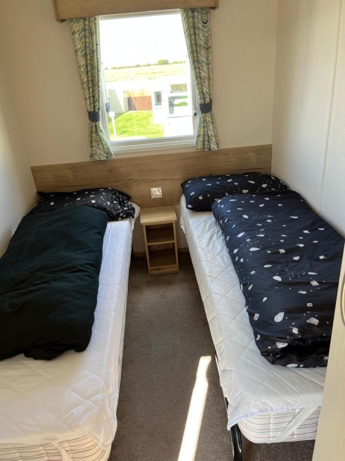 69R Seawick 2 Bedroom Caravan . New For 2022 Saint Osyth Zewnętrze zdjęcie